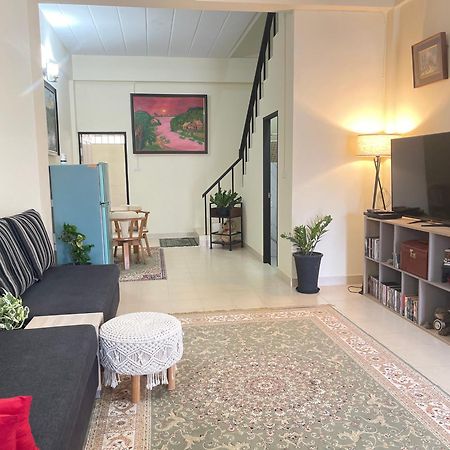 Malee House 3 Hotel Hua Hin Bagian luar foto
