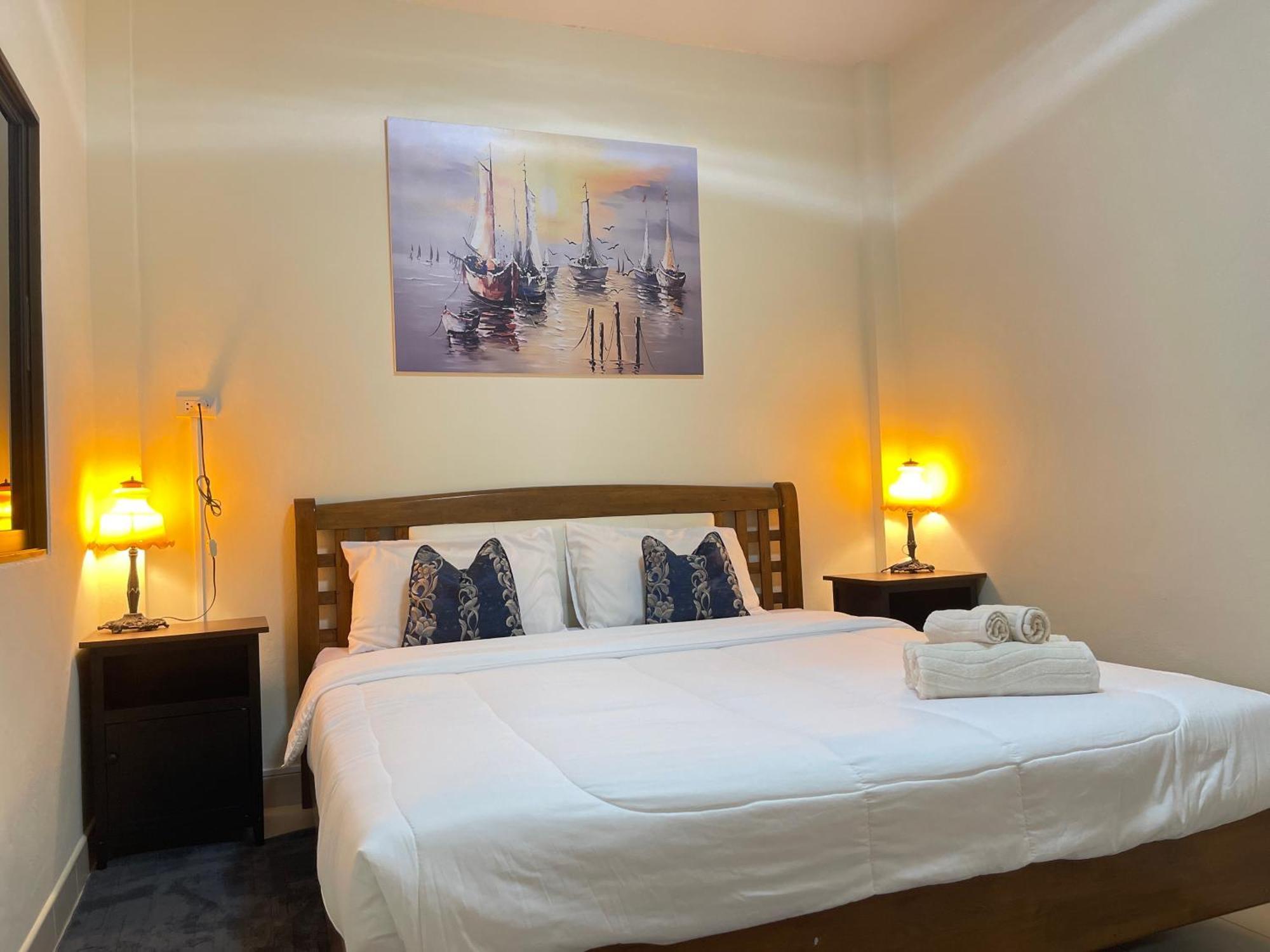 Malee House 3 Hotel Hua Hin Bagian luar foto